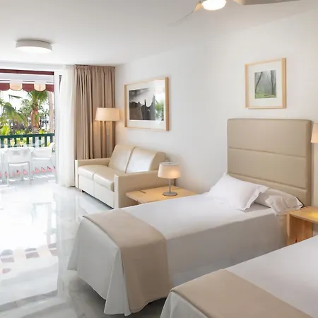 Hotel Parque Santiago Iv 3*
