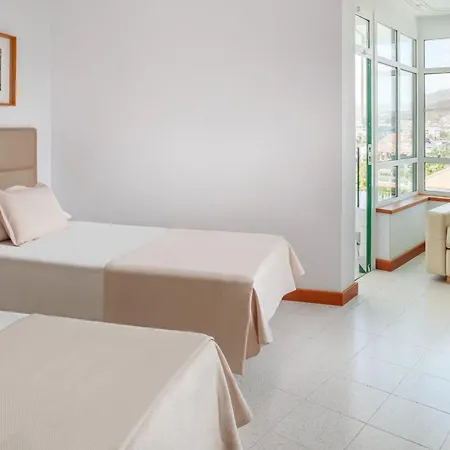 Parque Santiago Iv Hotel