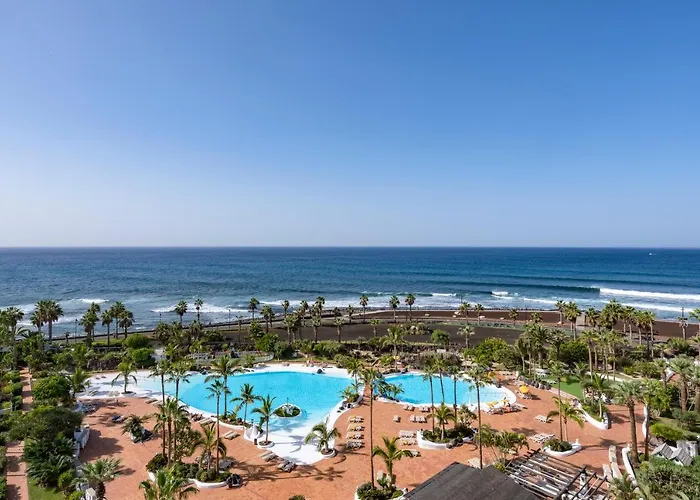 Parque Santiago Iv Official 3*