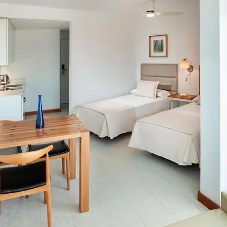 فندق Parque Santiago Iv Official 3*
