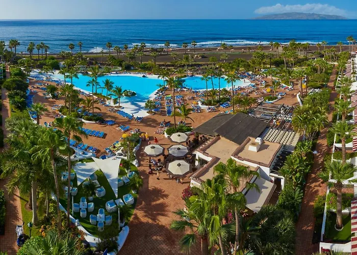 Parque Santiago Iv Official Szálloda