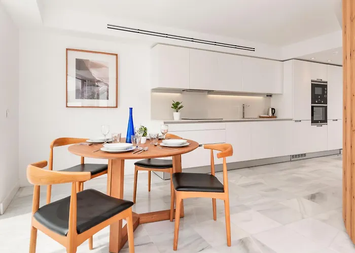 Parque Santiago Iv Official 3*