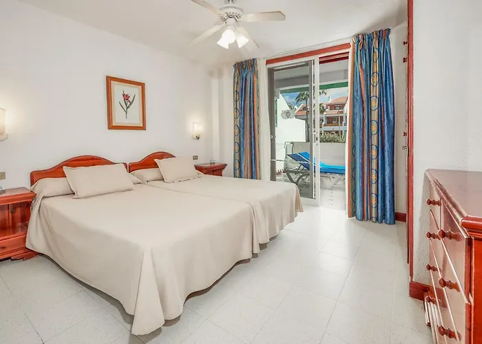 Parque Santiago Iv Official Hotel