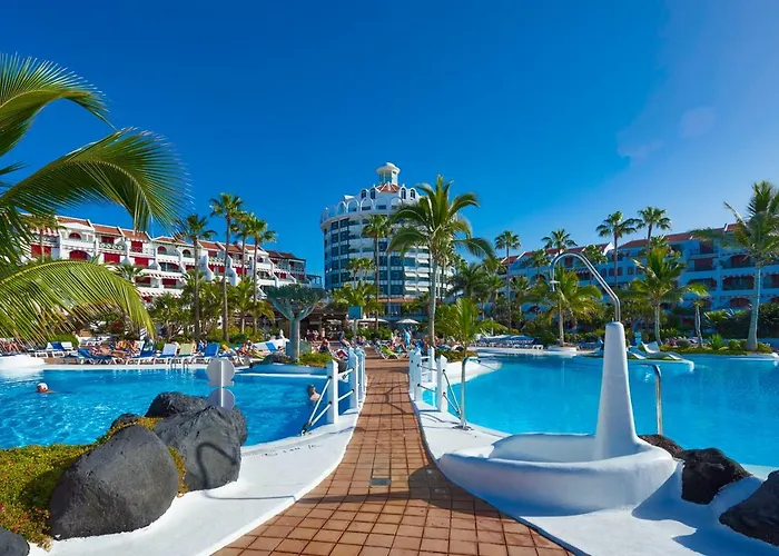 Parque Santiago Iv Official Hotel 3*